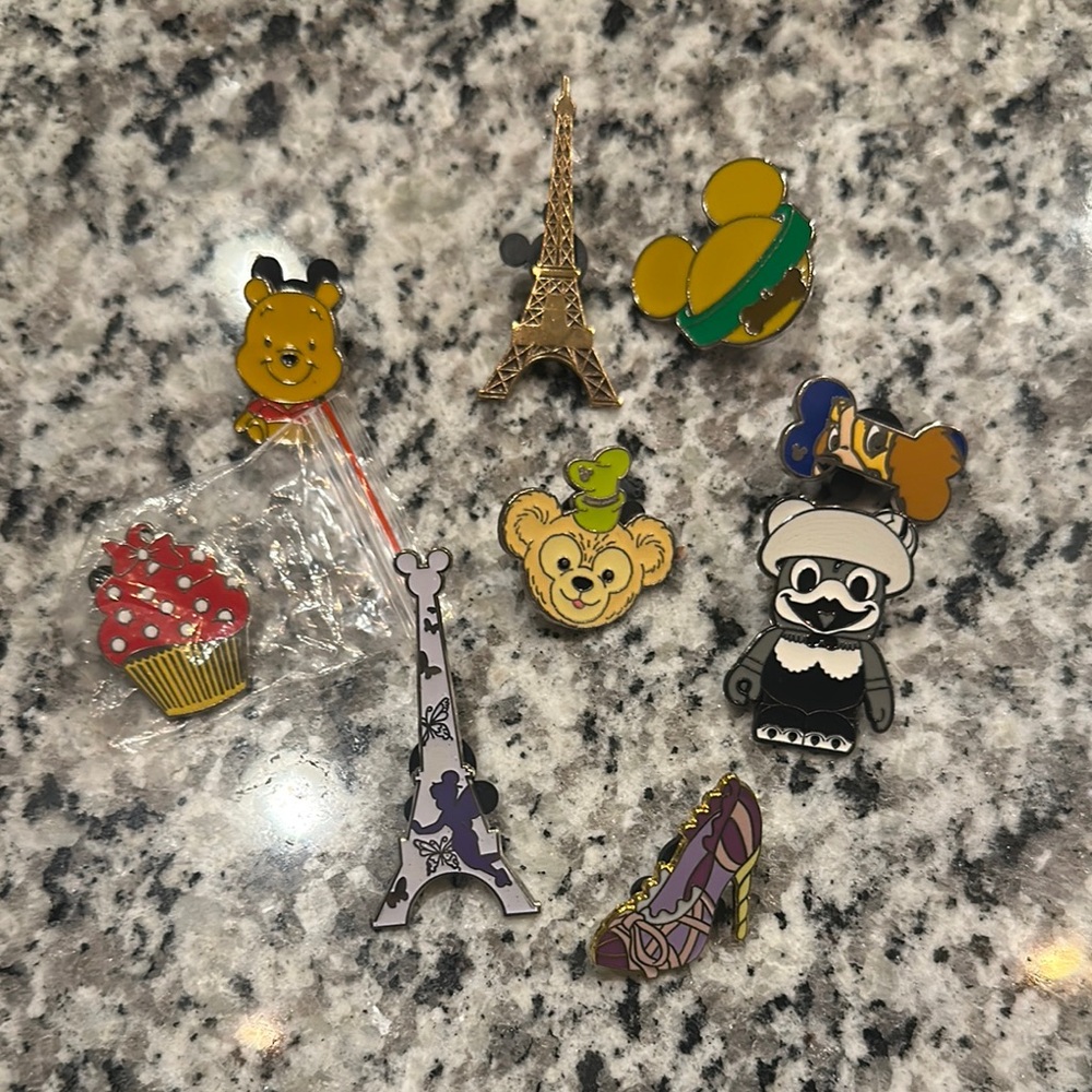 Disney Miscellaneous Pin Set